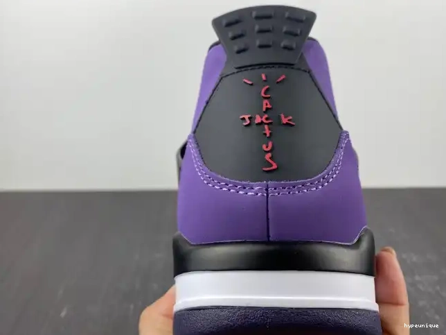 HYPE Jordan Travis (Friends LN4 4 Scott Retro Family) Purple and 766296 0605